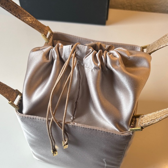 Kate Spade Metallic Gold Shoulder Bag - Picture 11 of 16